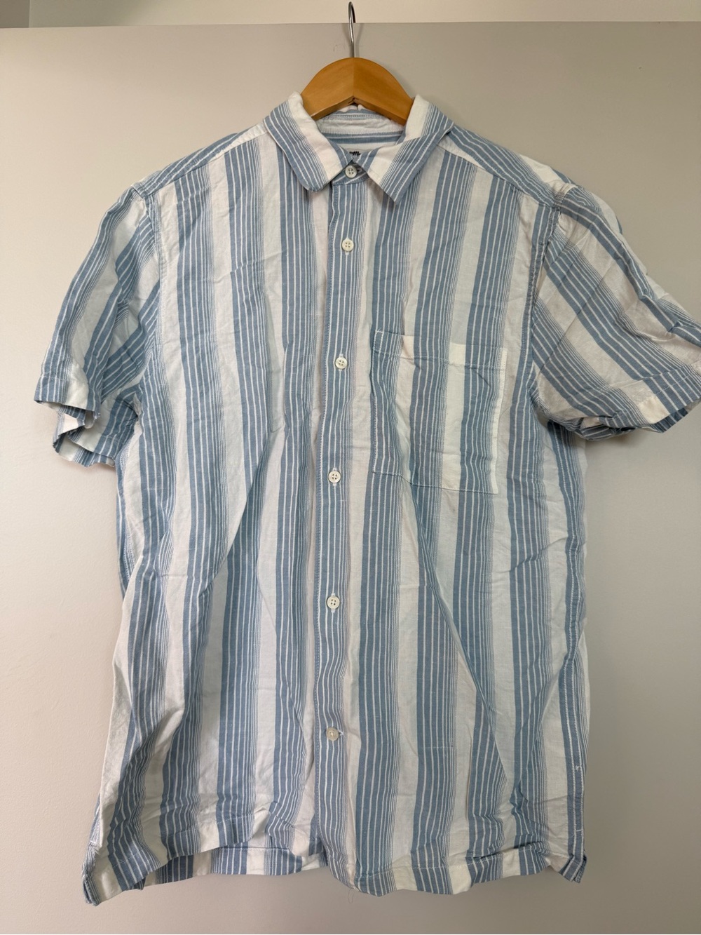 Madewell Blue and White Vertical Stripe Short-Sleeve Shirt